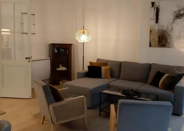 Burdigala Homes - De Saige Apartment